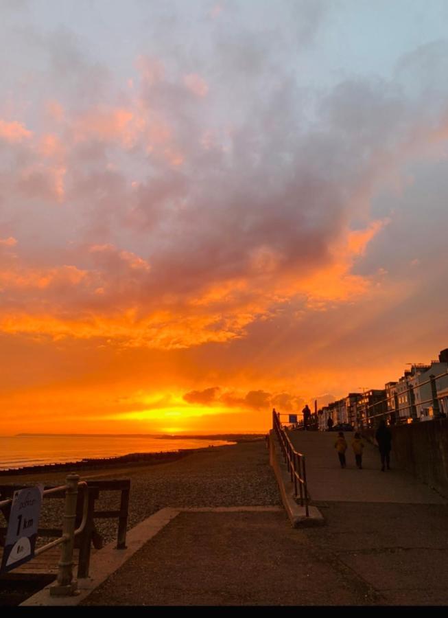 Penthouse Suite, Sea View, Close To Shops, Beach And Train St Leonards-on-Sea Zewnętrze zdjęcie