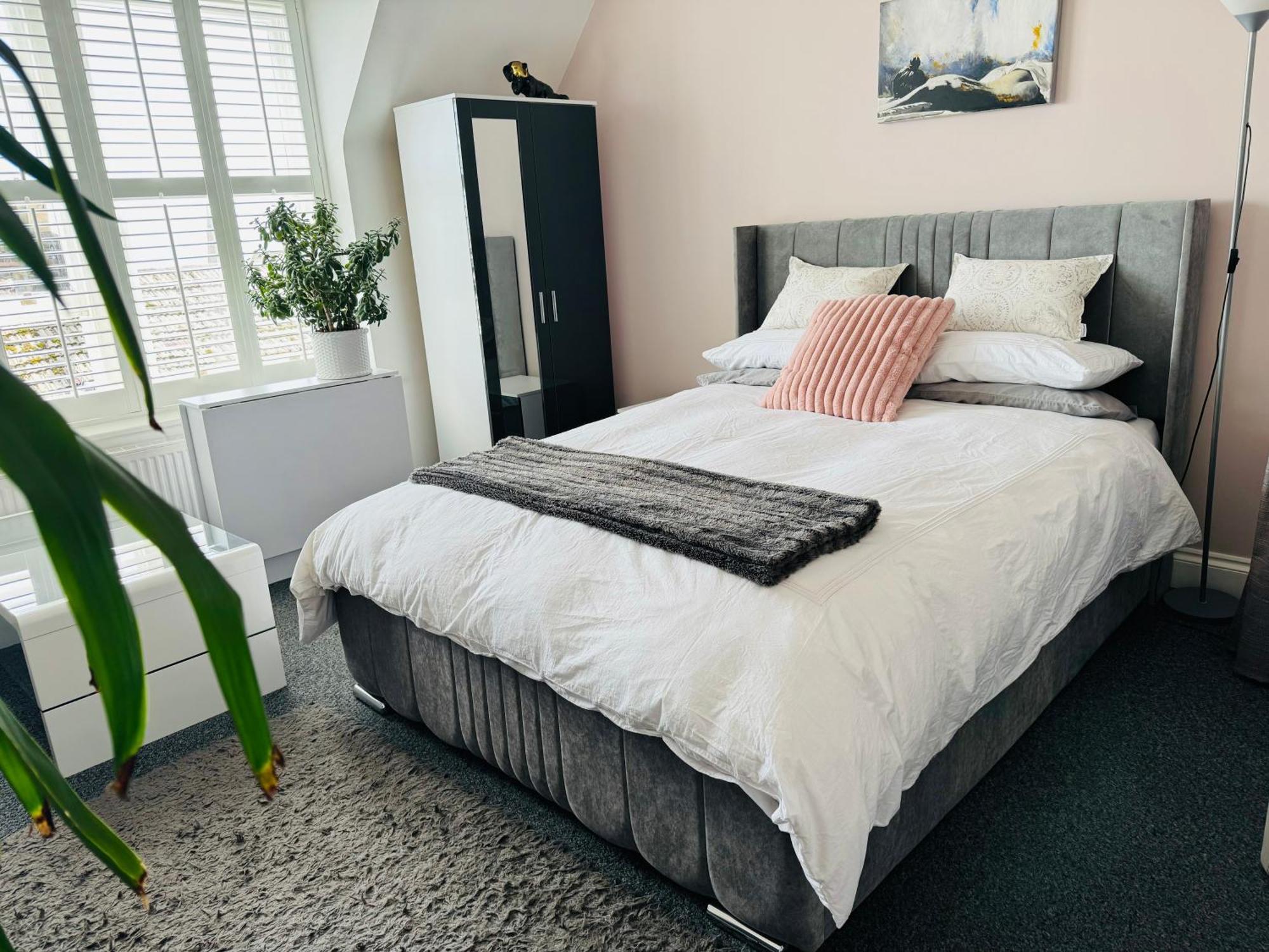 Penthouse Suite, Sea View, Close To Shops, Beach And Train St Leonards-on-Sea Zewnętrze zdjęcie